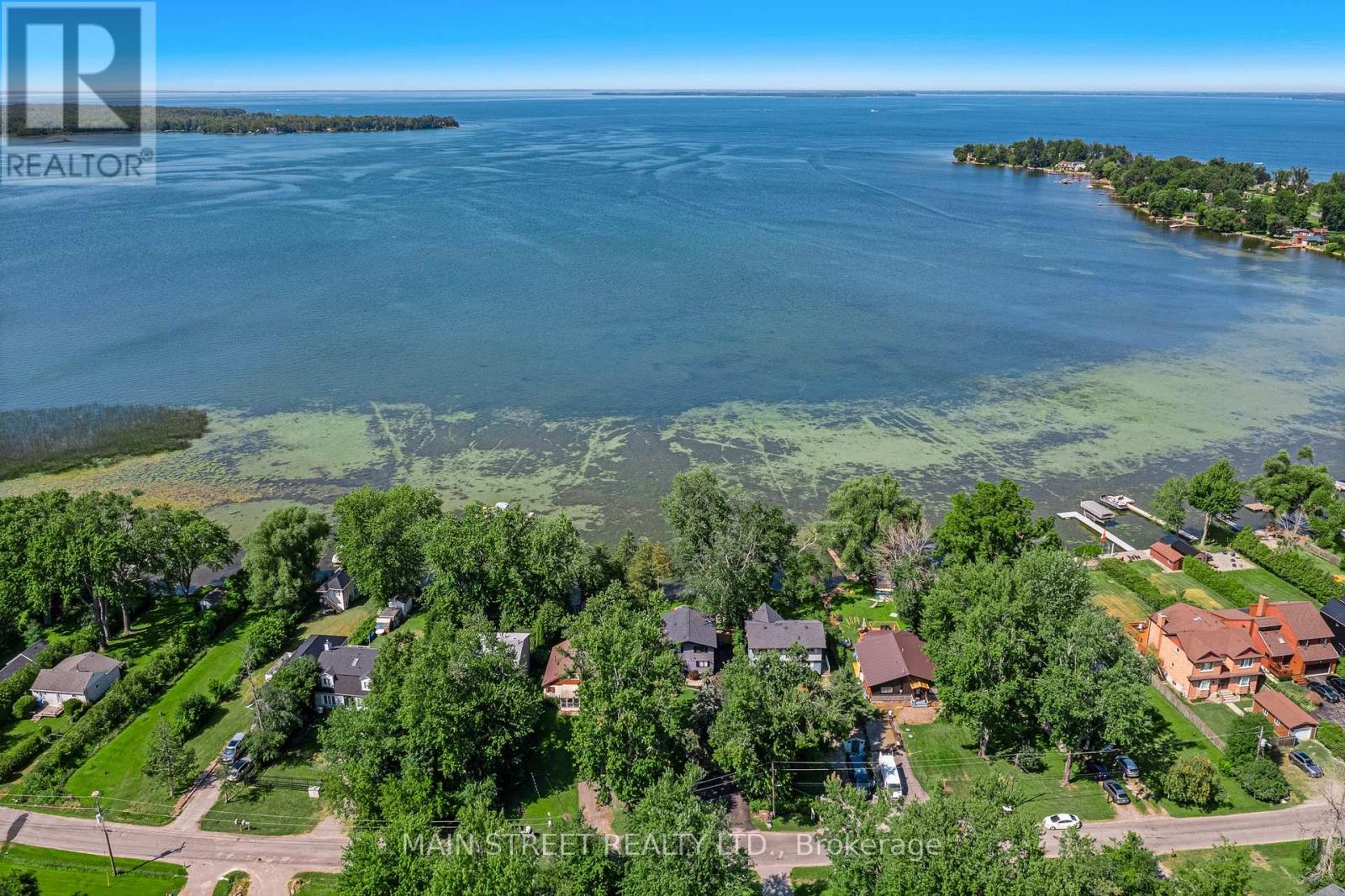 126 Moore's Beach Road, Georgina, Ontario  L0E 1N0 - Photo 2 - N13606148