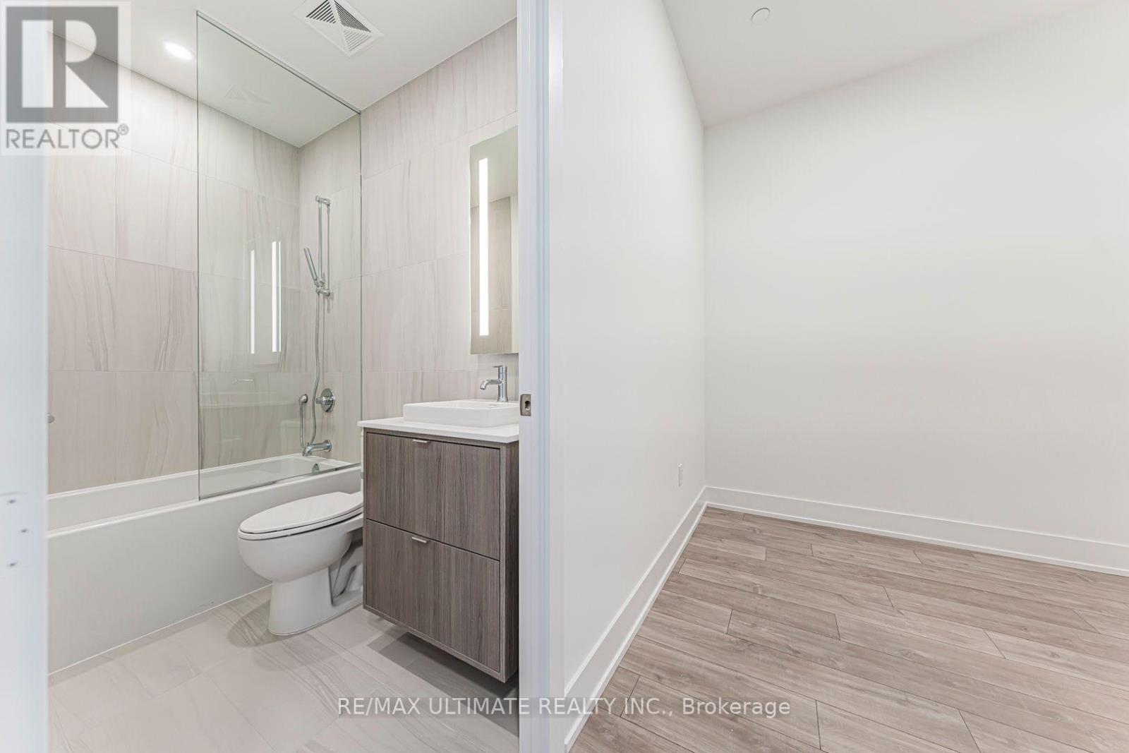 Ph16 - 858 Dupont Street, Toronto, Ontario  M6G 0C1 - Photo 14 - W13606158