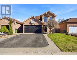 19 KONSTANTINE COURT, Hamilton, Ontario