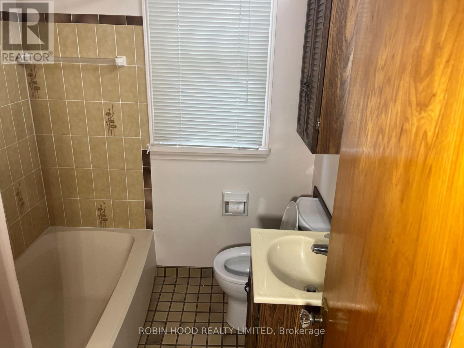 1 - 6 Kingsway Crescent, St Catharines, Ontario  L2N 1A6 - Photo 6 - X13606180