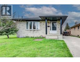 183 DINISON Crescent, Kitchener, Ontario