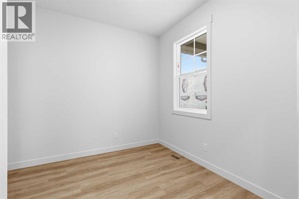 190 Annette Landing NW, Calgary, Alberta  T3R 2K2 - Photo 5 - A2313866