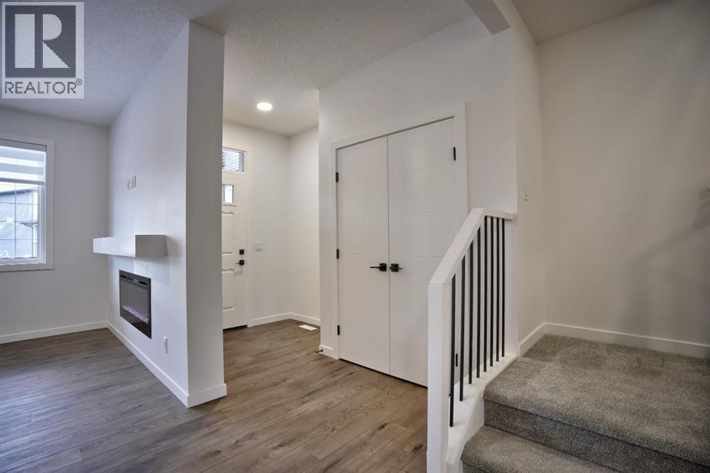 45 Legacy Point Terrace SE, Calgary, Alberta  T2X 6R9 - Photo 4 - A2330874