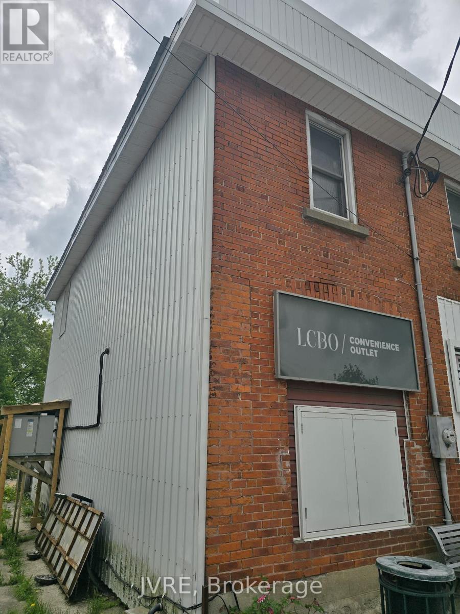 205 Winstanley Street, North Perth, Ontario  N0K 1P0 - Photo 2 - X13606184