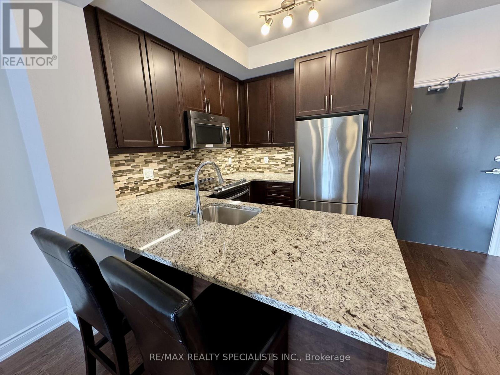 319 - 3170 Erin Mills Parkway, Mississauga, Ontario  L5L 0B6 - Photo 11 - W13604930