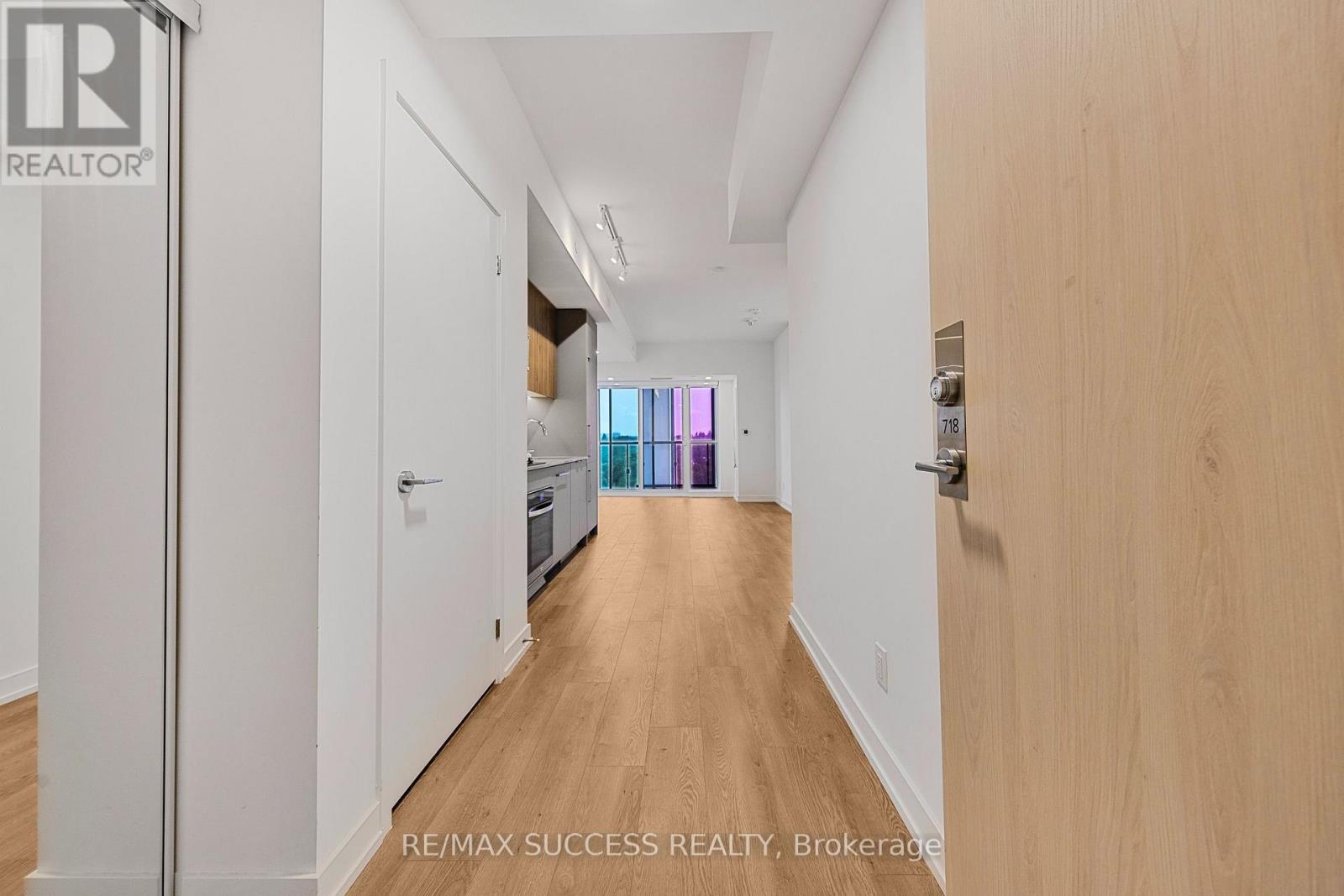 718 - 181 Sheppard Avenue E, Toronto, Ontario M2N 3A6 - Photo 4 - C13606202