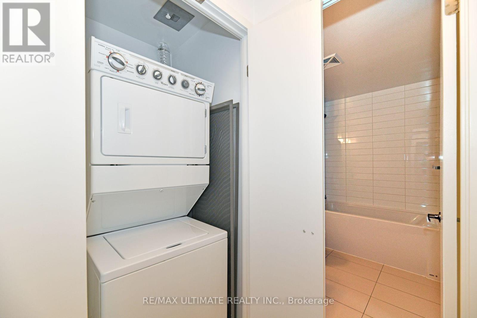 701 - 32 Camden Street, Toronto, Ontario  M5V 0G4 - Photo 13 - C13606234