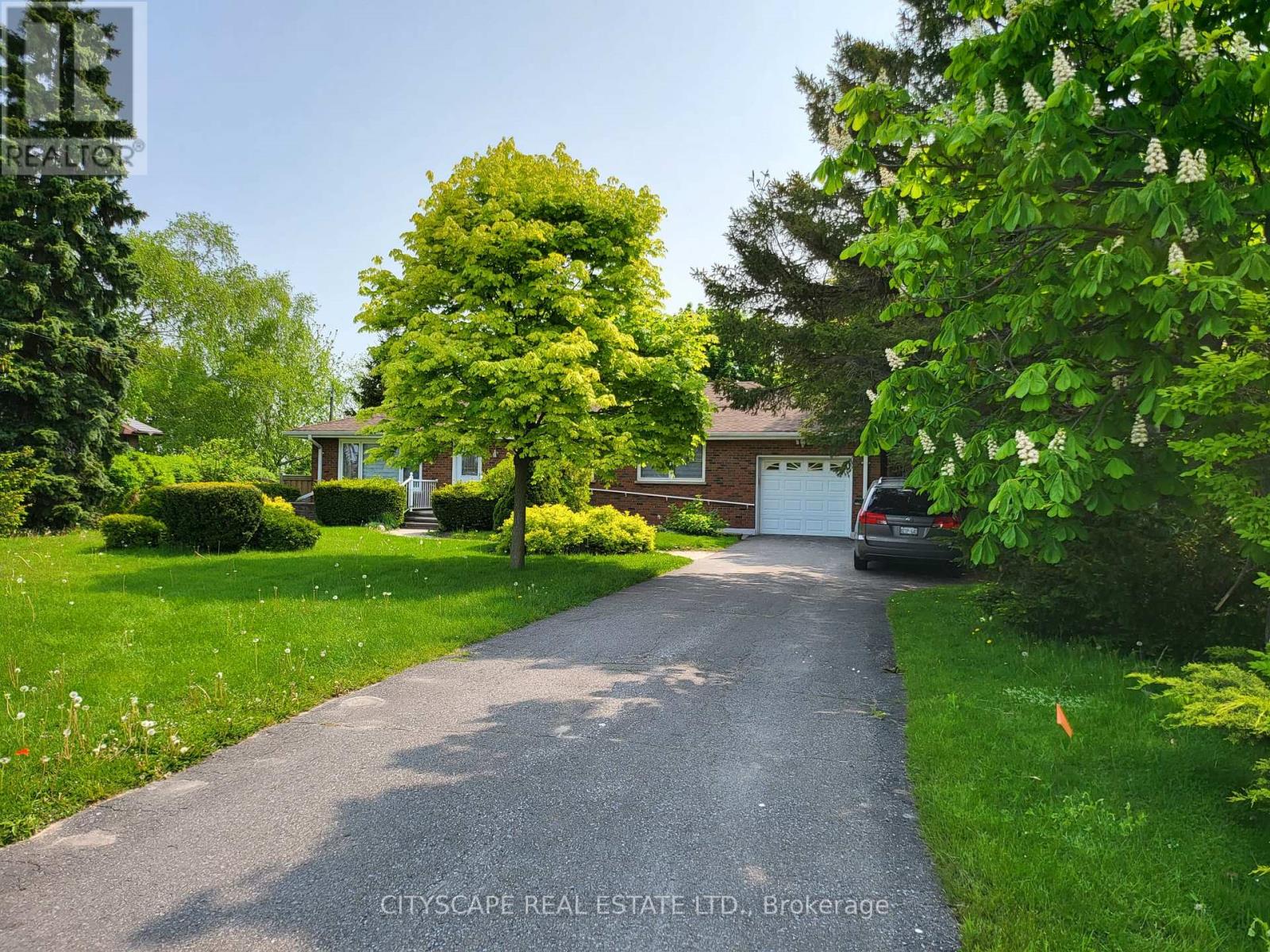 1605 BOWMANVILLE AVENUE, Clarington (Bowmanville)
