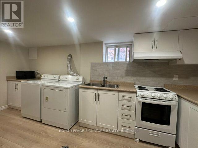 Lower - 445 Donlands Avenue, Toronto, Ontario  M4J 3S4 - Photo 9 - E13606244