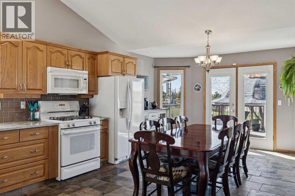 28 Westpoint Drive, Didsbury, Alberta  T0M 0W0 - Photo 10 - A2329927