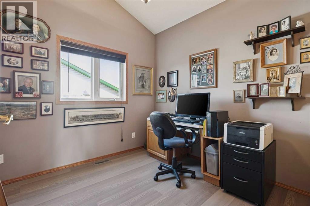 28 Westpoint Drive, Didsbury, Alberta  T0M 0W0 - Photo 18 - A2329927