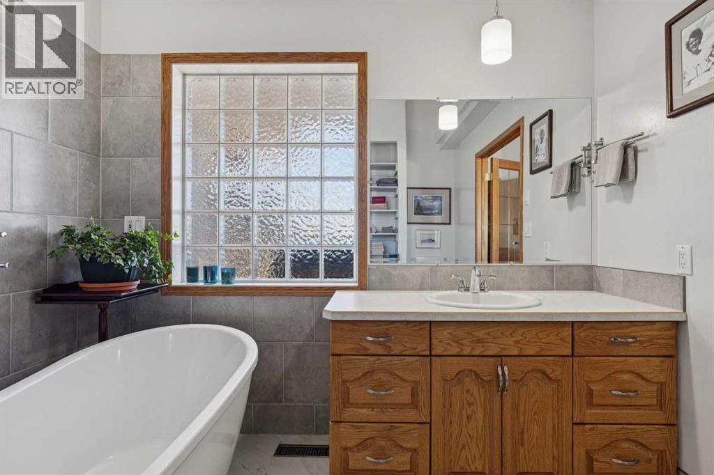 28 Westpoint Drive, Didsbury, Alberta  T0M 0W0 - Photo 17 - A2329927