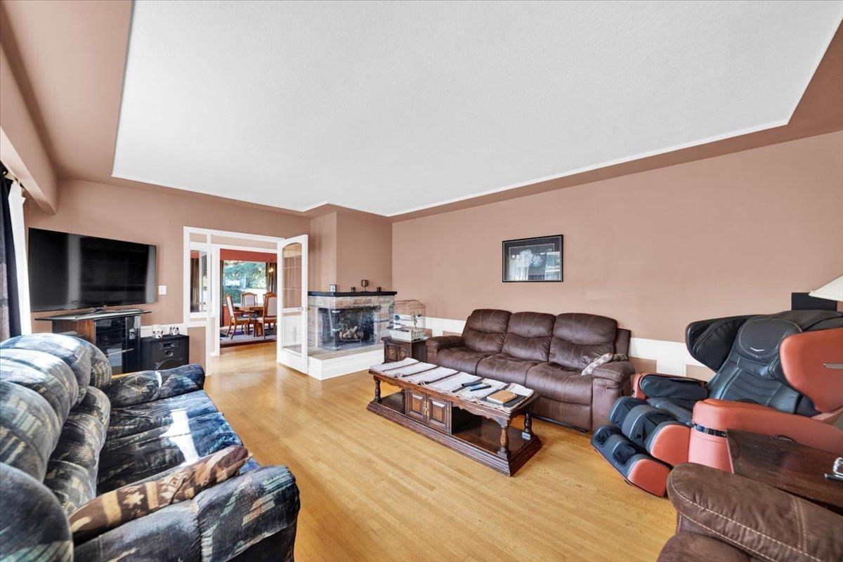 11321 136a Street, Surrey, British Columbia  V3R 3C4 - Photo 9 - R3147908