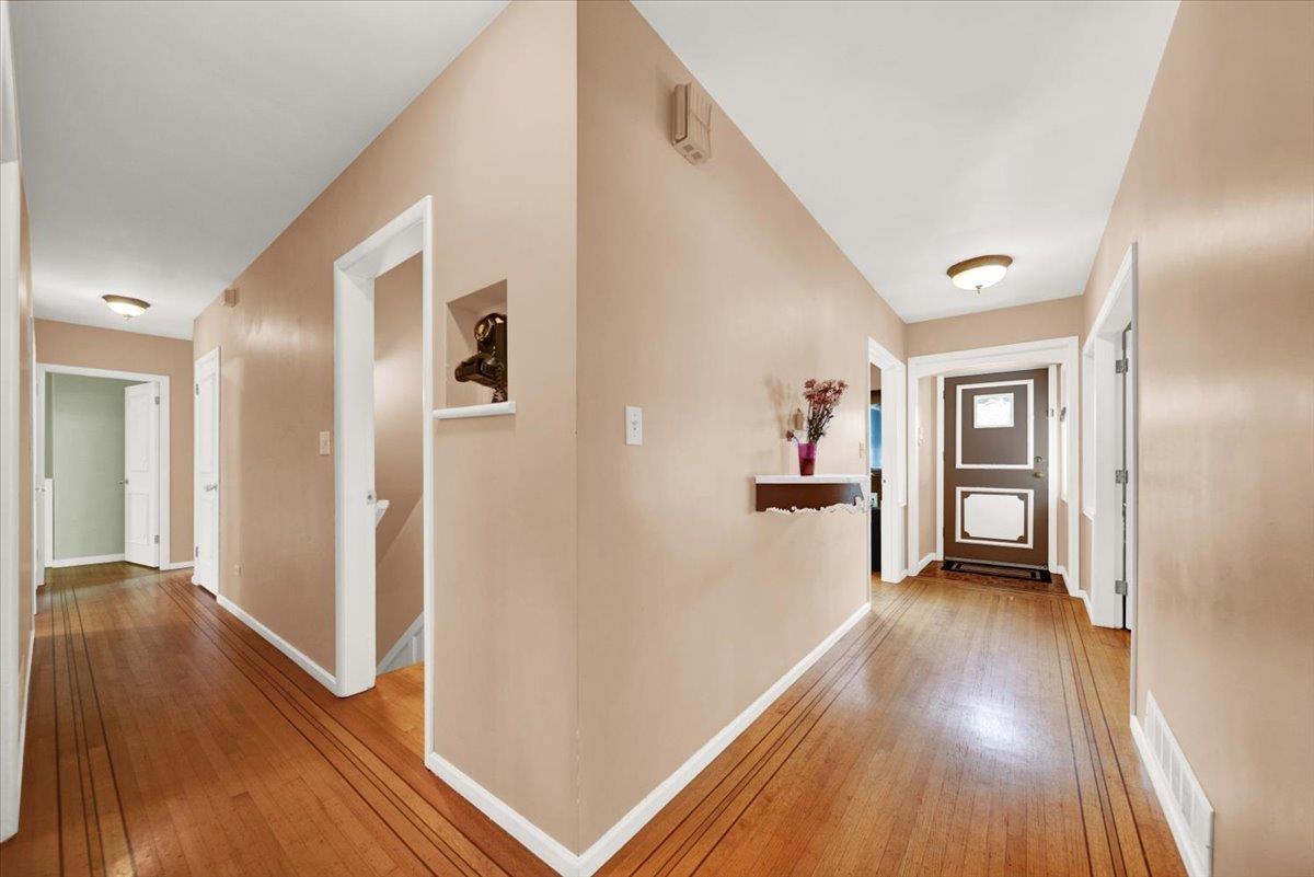 11321 136a Street, Surrey, British Columbia  V3R 3C4 - Photo 11 - R3147908