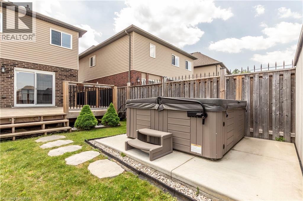 508 Netherwood Crescent, Kitchener, Ontario  N2P 0B6 - Photo 39 - 40851155