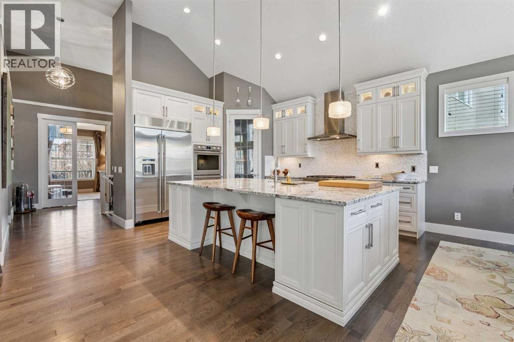 21 Rockford Road NW, Calgary, Alberta  T3G 0c9 - Photo 23 - A2330780