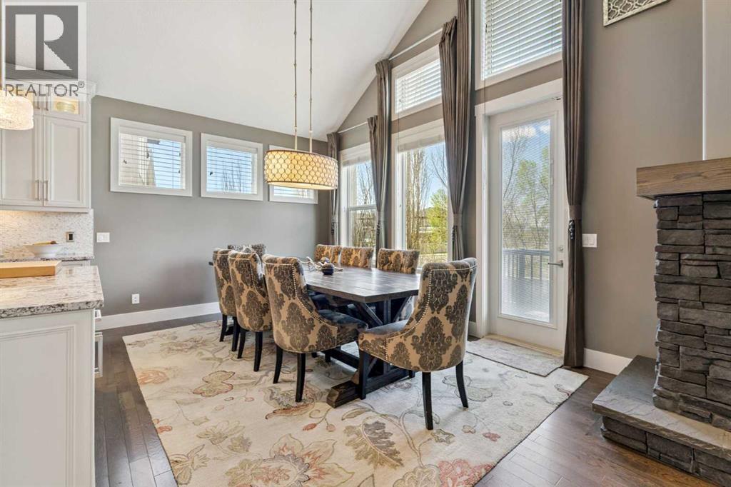 21 Rockford Road NW, Calgary, Alberta  T3G 0c9 - Photo 11 - A2330780