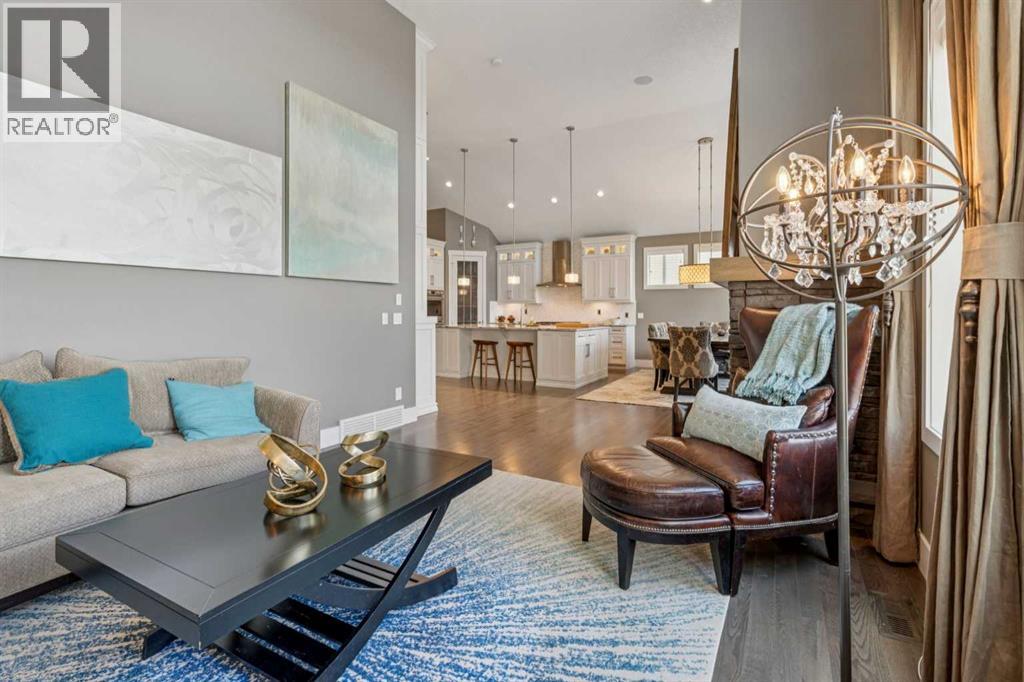 21 Rockford Road NW, Calgary, Alberta  T3G 0c9 - Photo 10 - A2330780