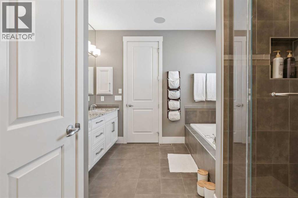 21 Rockford Road NW, Calgary, Alberta  T3G 0c9 - Photo 30 - A2330780