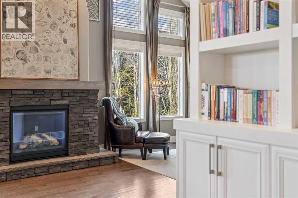 21 Rockford Road NW, Calgary, Alberta  T3G 0c9 - Photo 6 - A2330780
