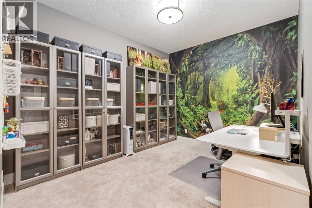 21 Rockford Road NW, Calgary, Alberta  T3G 0c9 - Photo 39 - A2330780