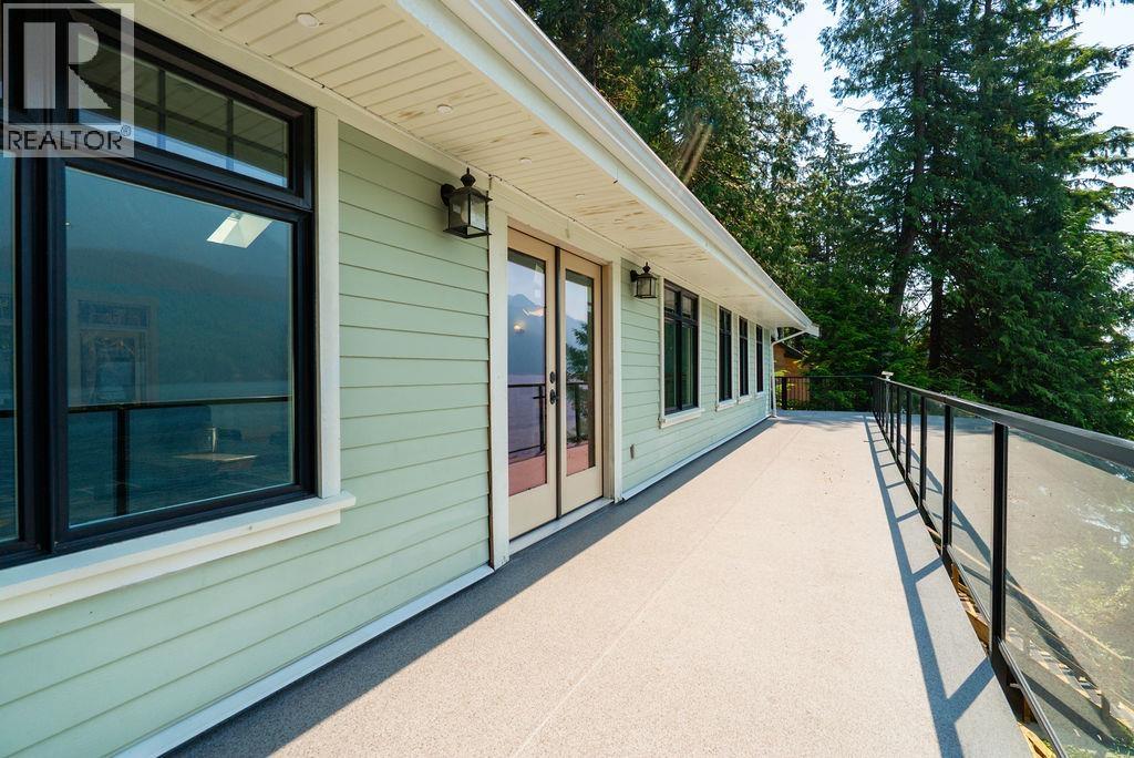 29 E Croker Island, North Vancouver, British Columbia  V0V 0V0 - Photo 19 - R3149933