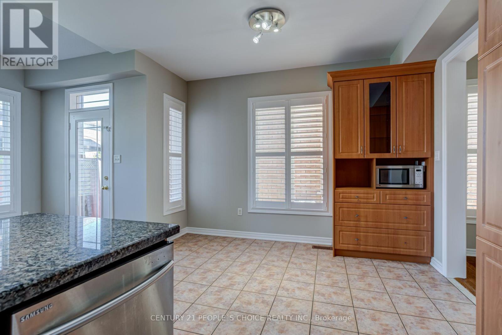 1997 Calvington Drive, Pickering, Ontario  L1V 7J3 - Photo 15 - E13606262