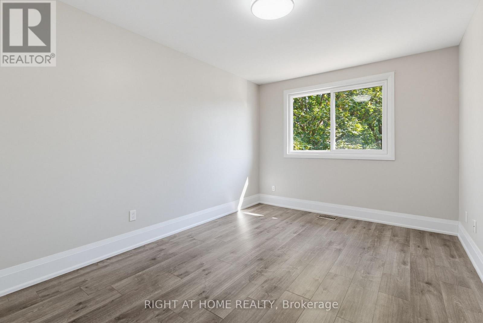 2 - 4191 Longmoor Drive, Burlington, Ontario  L7L 5J9 - Photo 16 - W13606270