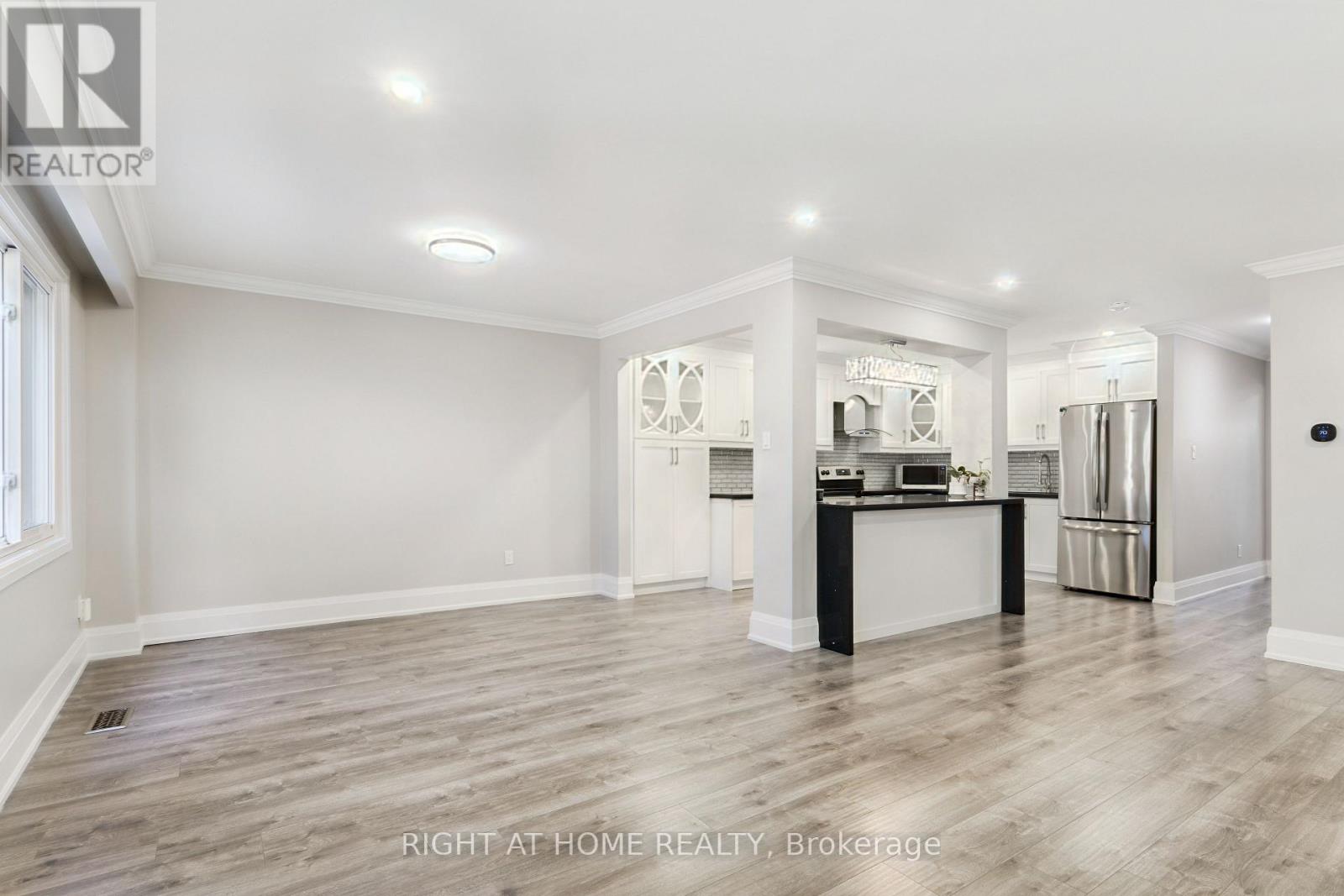 2 - 4191 Longmoor Drive, Burlington, Ontario  L7L 5J9 - Photo 7 - W13606270