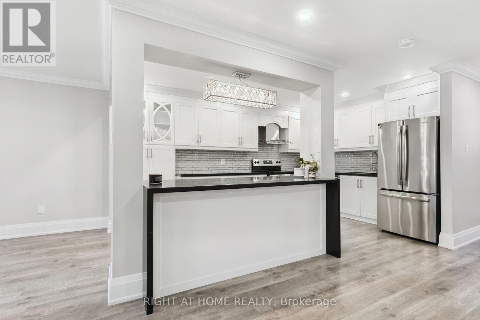 2 - 4191 Longmoor Drive, Burlington, Ontario  L7L 5J9 - Photo 8 - W13606270