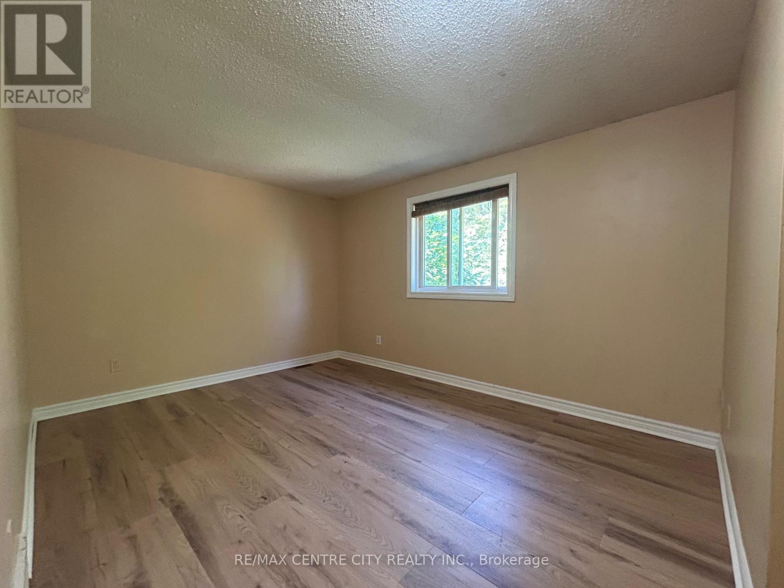 67 Walmer Gardens, London North, Ontario  N6G 4H5 - Photo 22 - X13606290