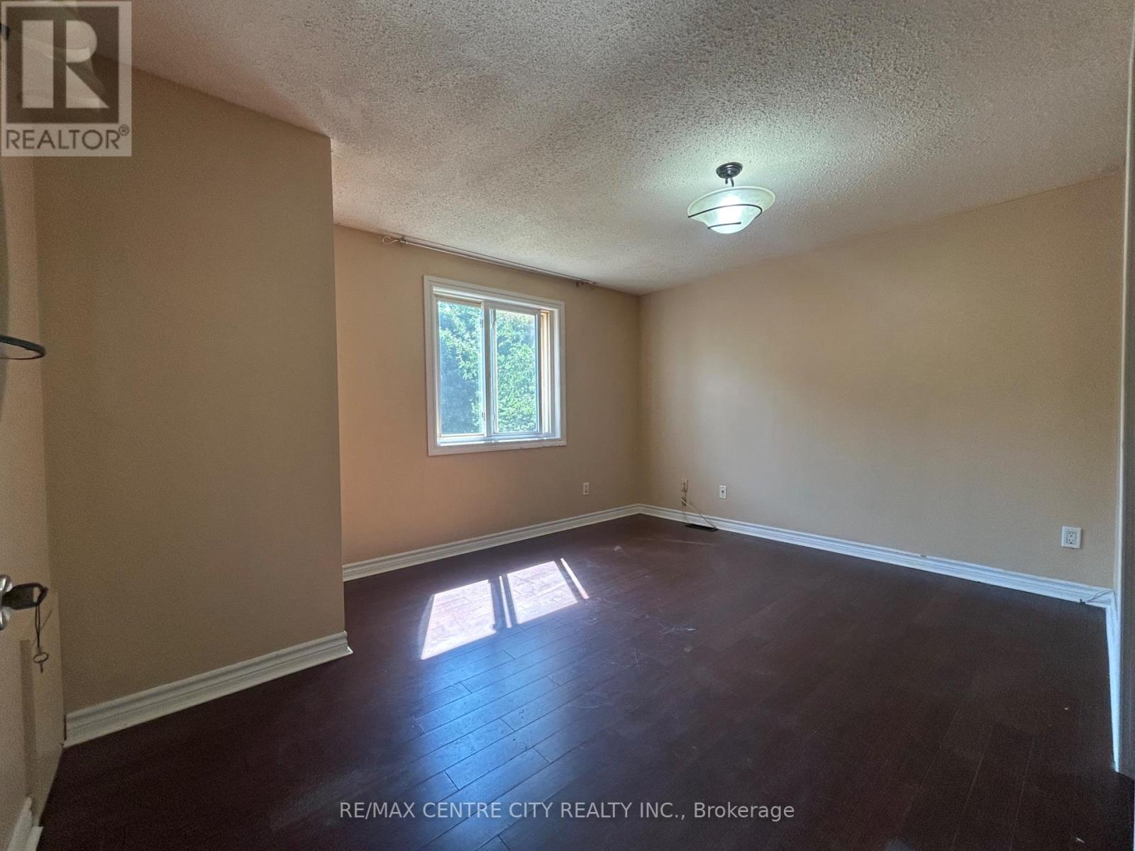 67 Walmer Gardens, London North, Ontario  N6G 4H5 - Photo 24 - X13606290