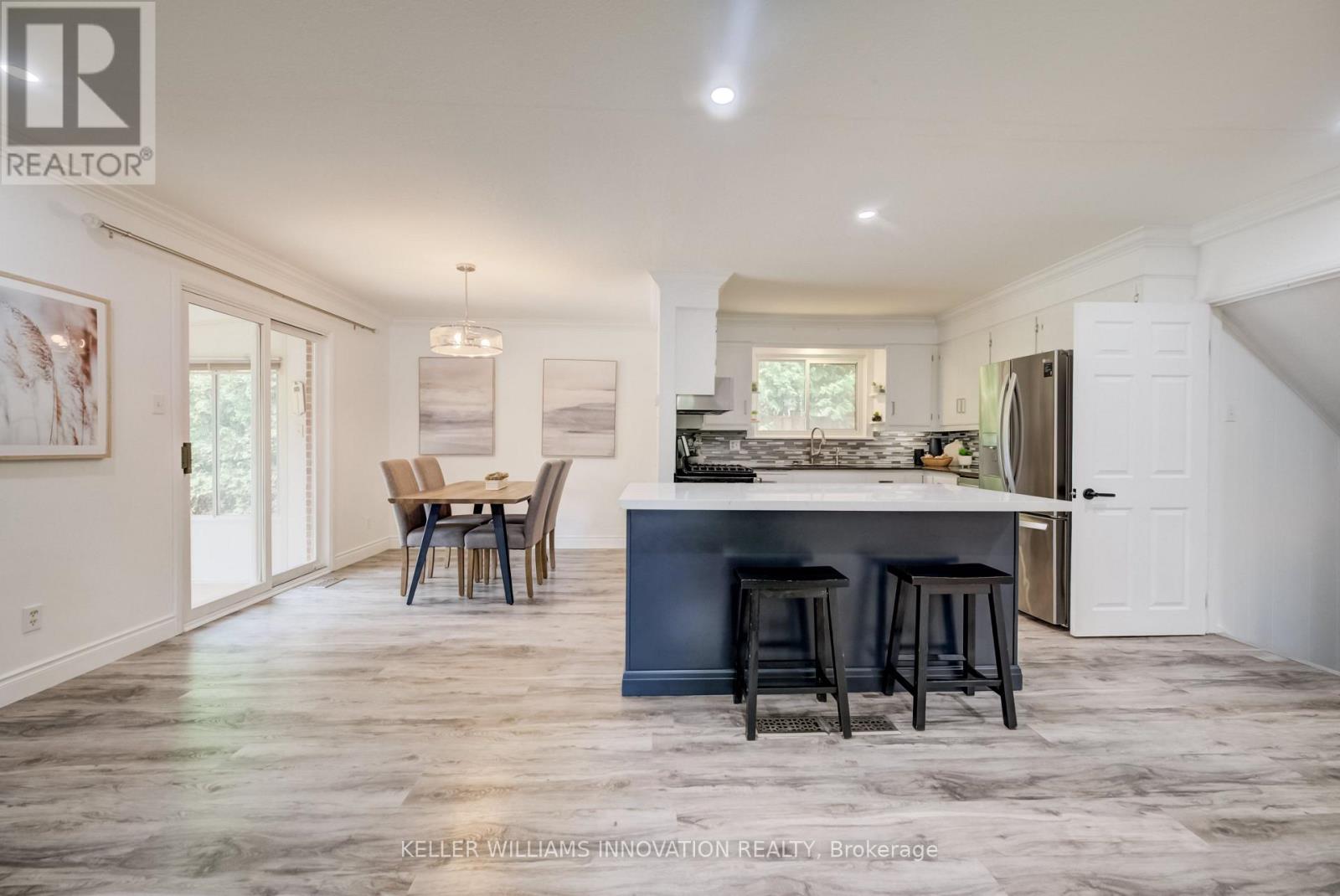 85 Foxhunt Road, Waterloo, Ontario  N2K 2R8 - Photo 3 - X13604518