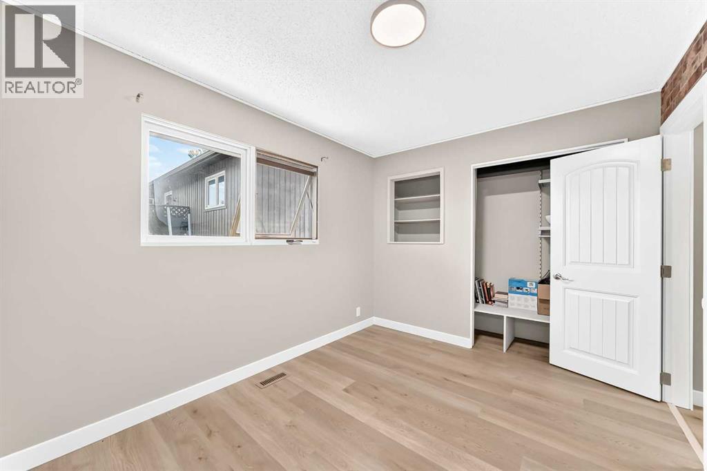 114 Midcrest Crescent SE, Calgary, Alberta  T2X 1B5 - Photo 25 - A2328989
