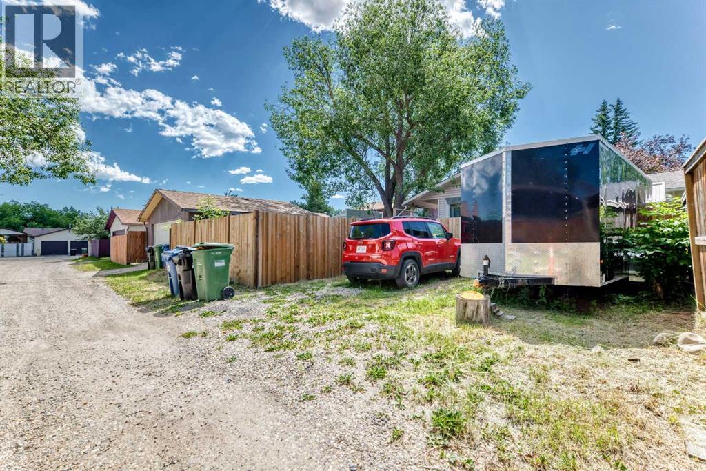 114 Midcrest Crescent SE, Calgary, Alberta  T2X 1B5 - Photo 40 - A2328989