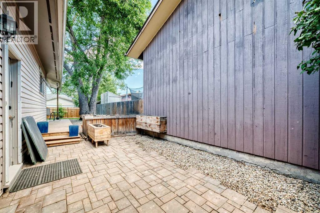 114 Midcrest Crescent SE, Calgary, Alberta  T2X 1B5 - Photo 34 - A2328989