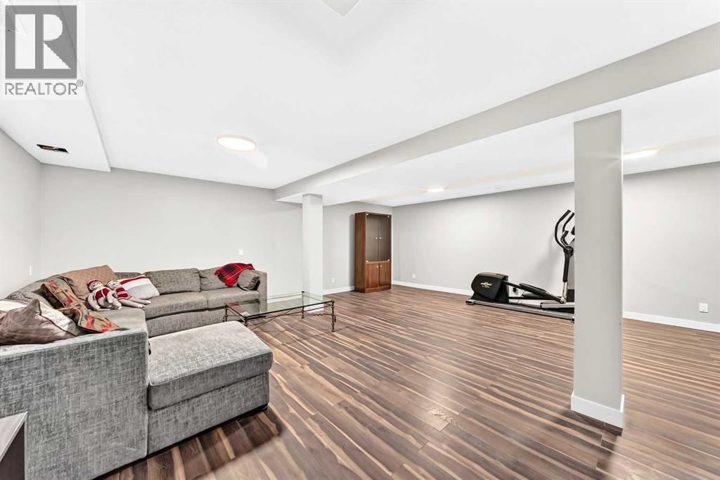 114 Midcrest Crescent SE, Calgary, Alberta  T2X 1B5 - Photo 30 - A2328989