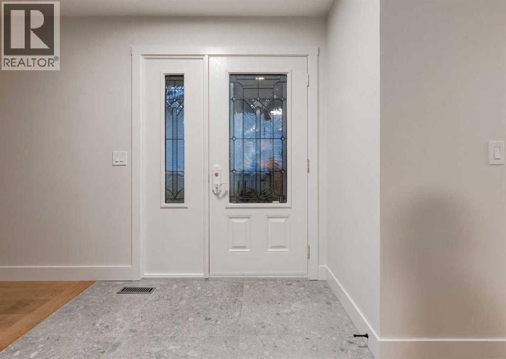 6460 Silver Ridge Way NW, Calgary, Alberta  T3B 3X7 - Photo 2 - A2332019