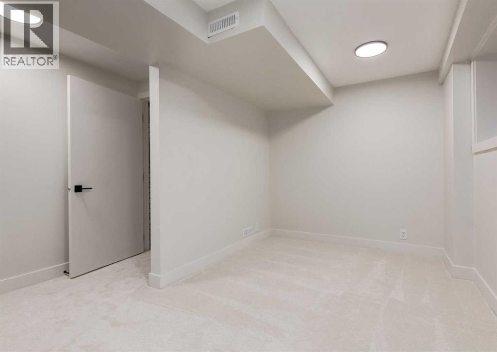 6460 Silver Ridge Way NW, Calgary, Alberta  T3B 3X7 - Photo 33 - A2332019