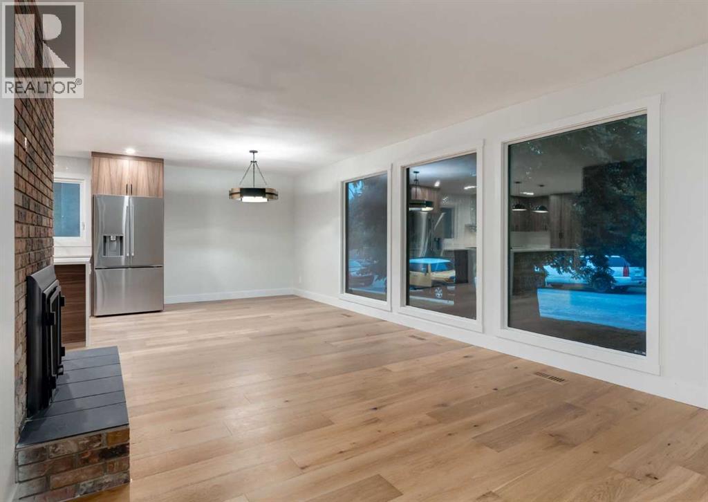 6460 Silver Ridge Way NW, Calgary, Alberta  T3B 3X7 - Photo 3 - A2332019