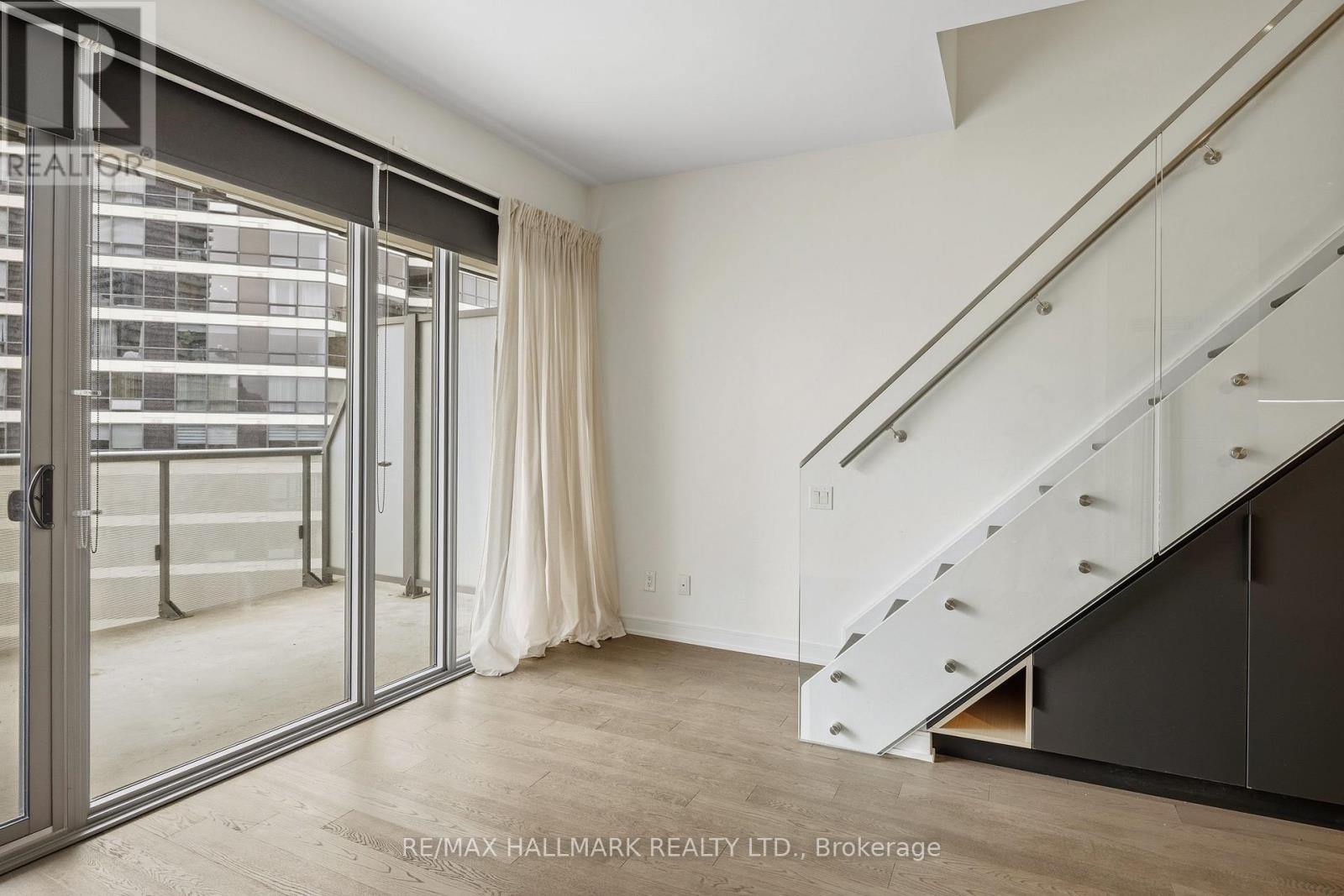 1811 - 57 St Joseph Street, Toronto, Ontario  M5S 0C5 - Photo 9 - C13606324