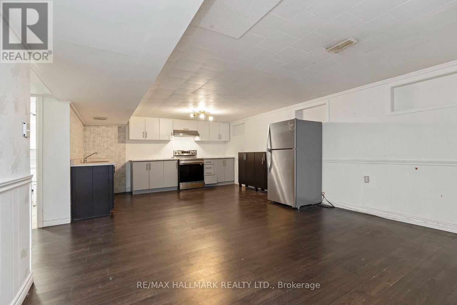 26 Flowertown Avenue, Brampton, Ontario  L6X 2K2 - Photo 13 - W13606314