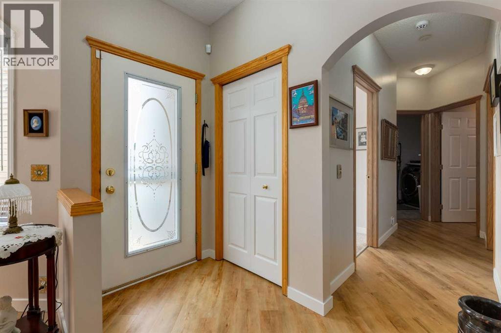 165 Chaparral Villas SE, Calgary, Alberta  T2X 3N5 - Photo 3 - A2331763