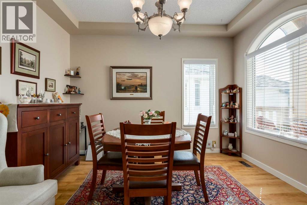 165 Chaparral Villas SE, Calgary, Alberta  T2X 3N5 - Photo 4 - A2331763