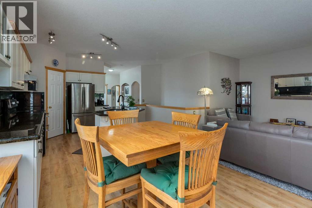 165 Chaparral Villas SE, Calgary, Alberta  T2X 3N5 - Photo 13 - A2331763