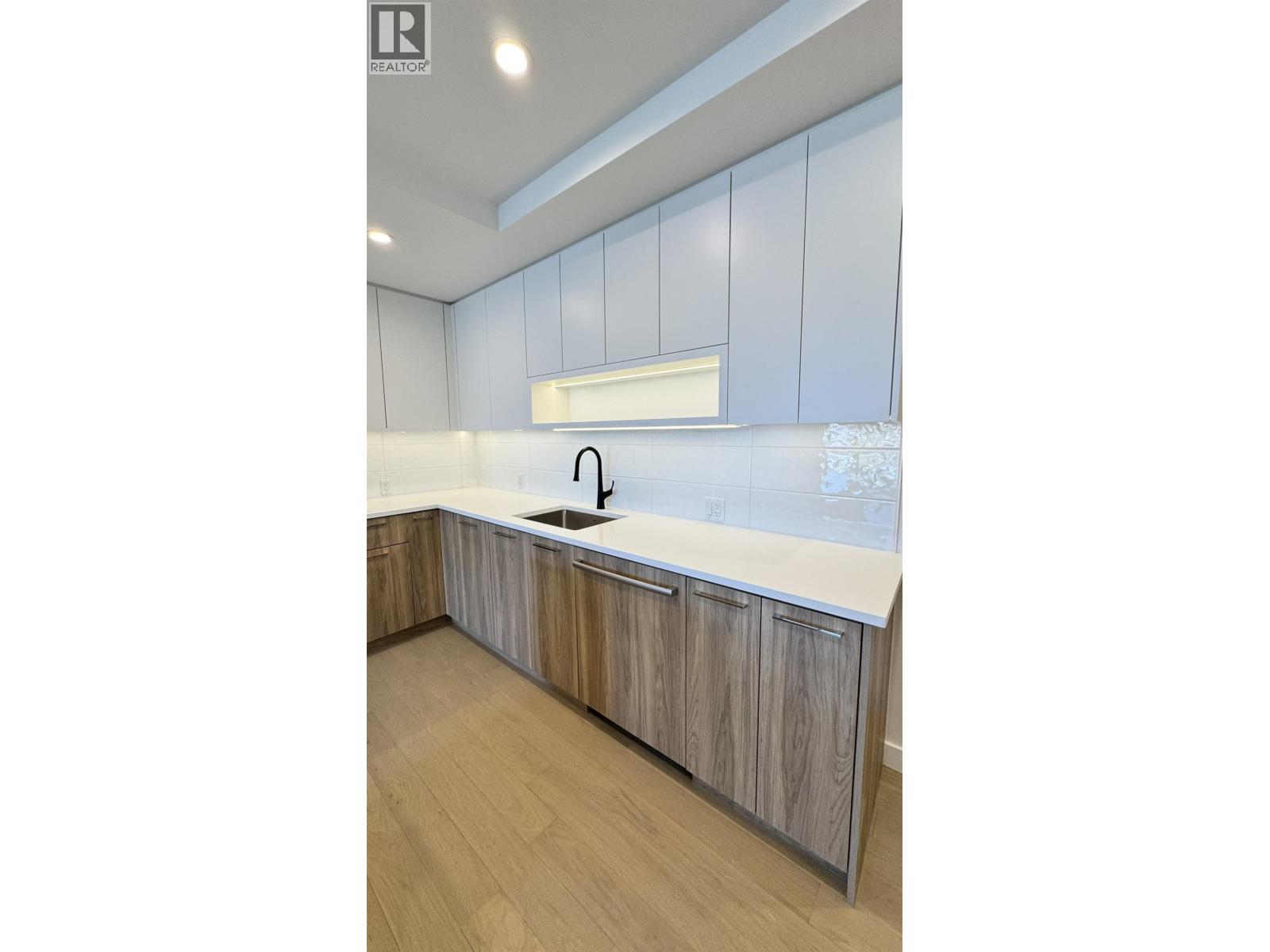 605 8398 Oak Street, Vancouver, British Columbia  V6P 0L9 - Photo 9 - R3149073
