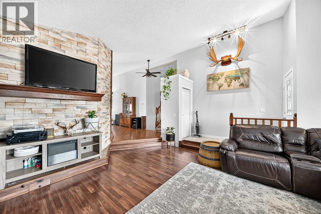 31 Taylor Way SE, Airdrie, Alberta  T4A 1S4 - Photo 7 - A2330855