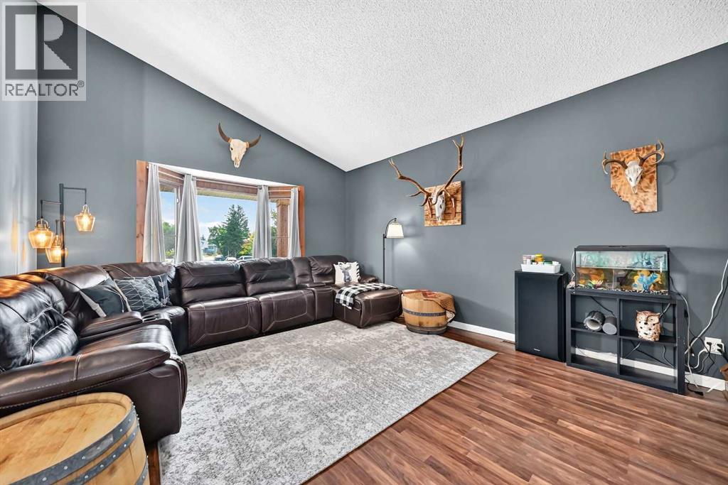 31 Taylor Way SE, Airdrie, Alberta  T4A 1S4 - Photo 5 - A2330855