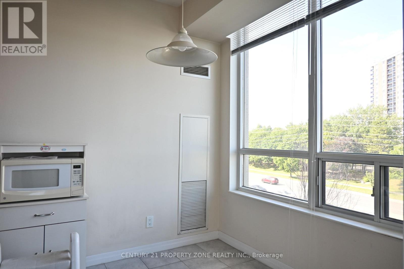405 - 1359 Rathburn Road E, Mississauga, Ontario  L4W 5P7 - Photo 13 - W13606070