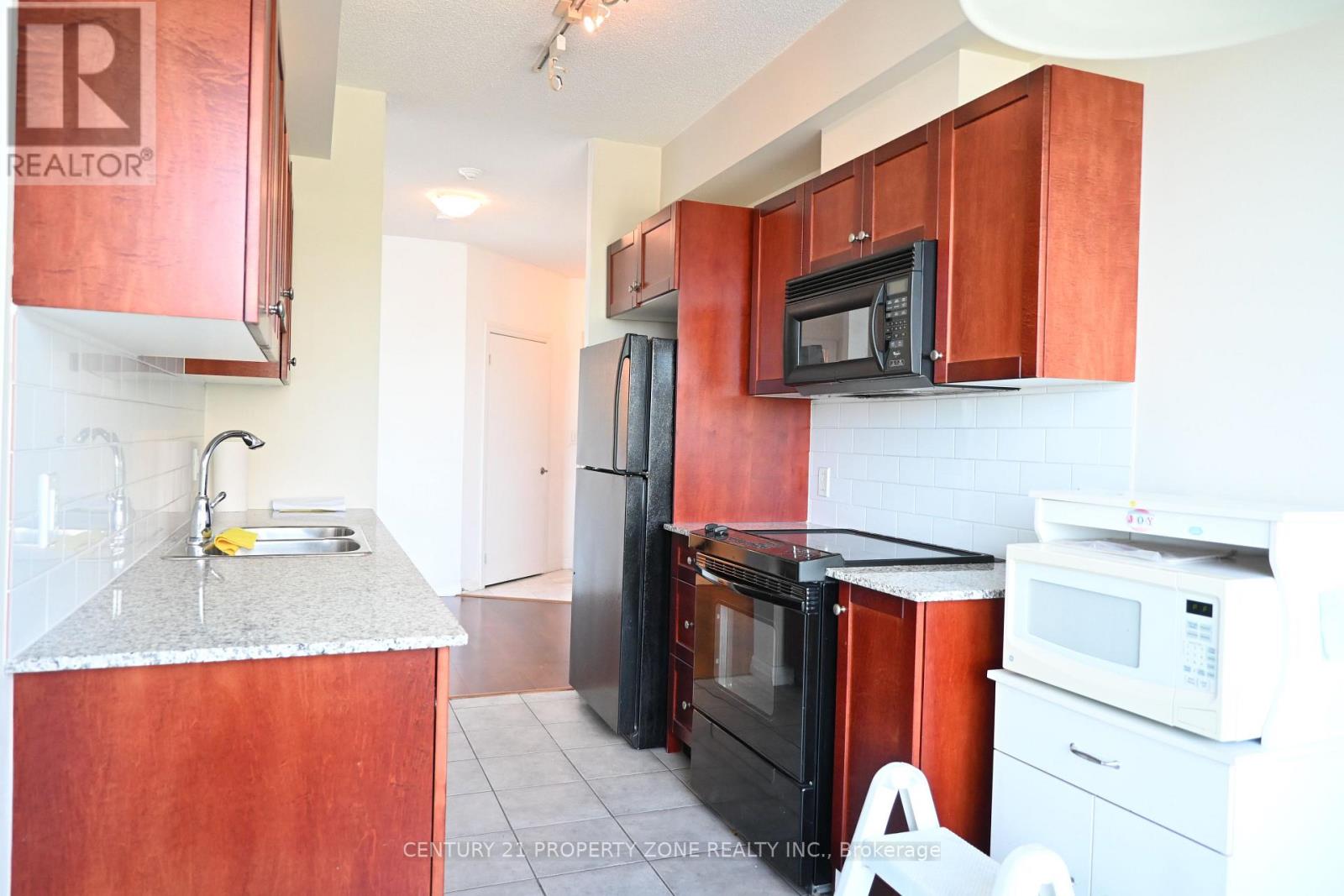 405 - 1359 Rathburn Road E, Mississauga, Ontario  L4W 5P7 - Photo 10 - W13606070